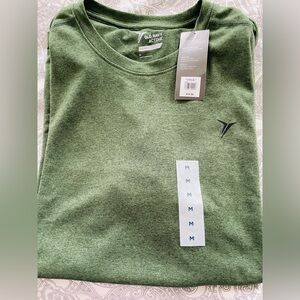 Old Navy Active Hunter Green Men’s tshirt